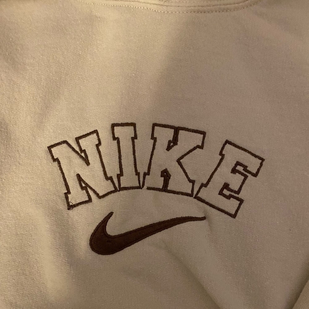 Do most comfy sweatshirt. Size medium!